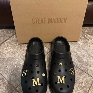 Clogs with removable charms!!!